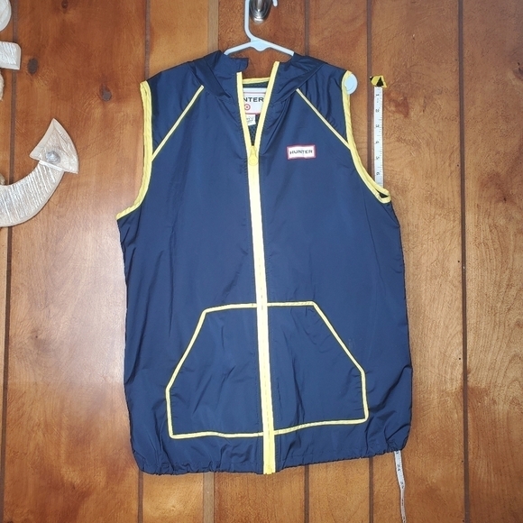 Hunter x Target rain vest - Picture 8 of 10
